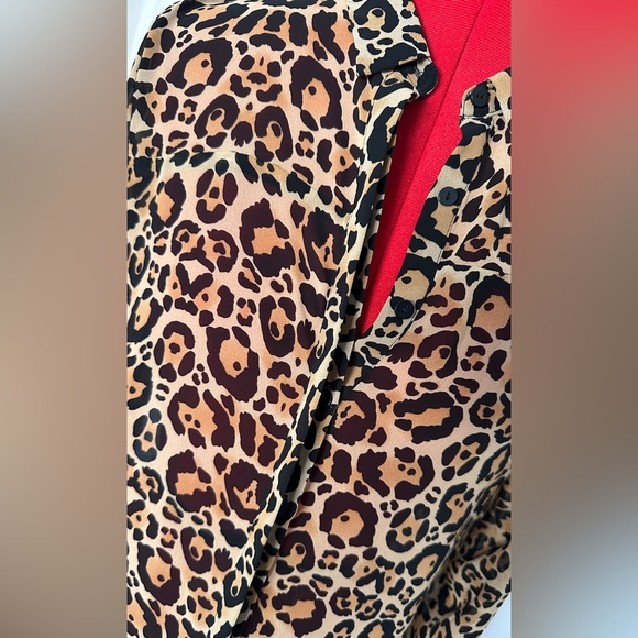 H&M Leopard Print Button-Up Blouse - Picture 2 of 10